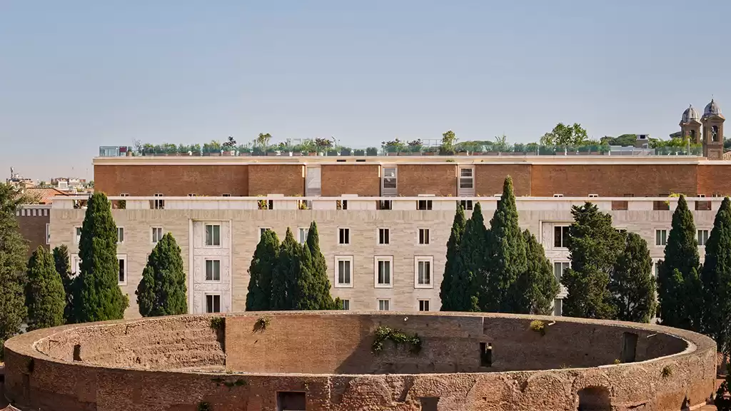 O novo Bulgari Hotel Roma, o tributo romano da marca à sua cidade natal, abre as portas na Piazza Augusto Imperatore