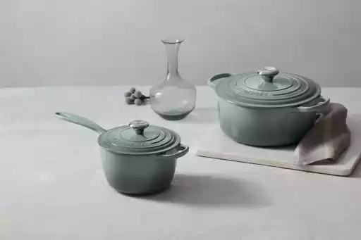 Tonalidade Sea Salt é a nova aposta da tradicional marca francesa, Le Creuset!