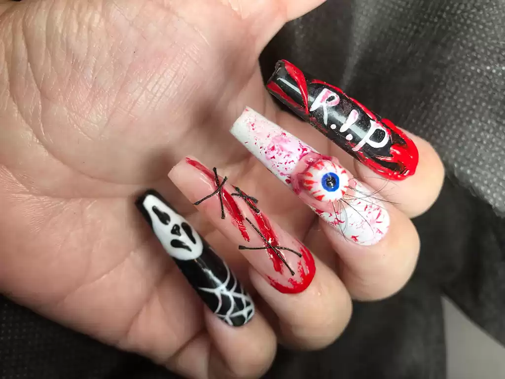 Veja algumas ideias de nail arts para o Halloween